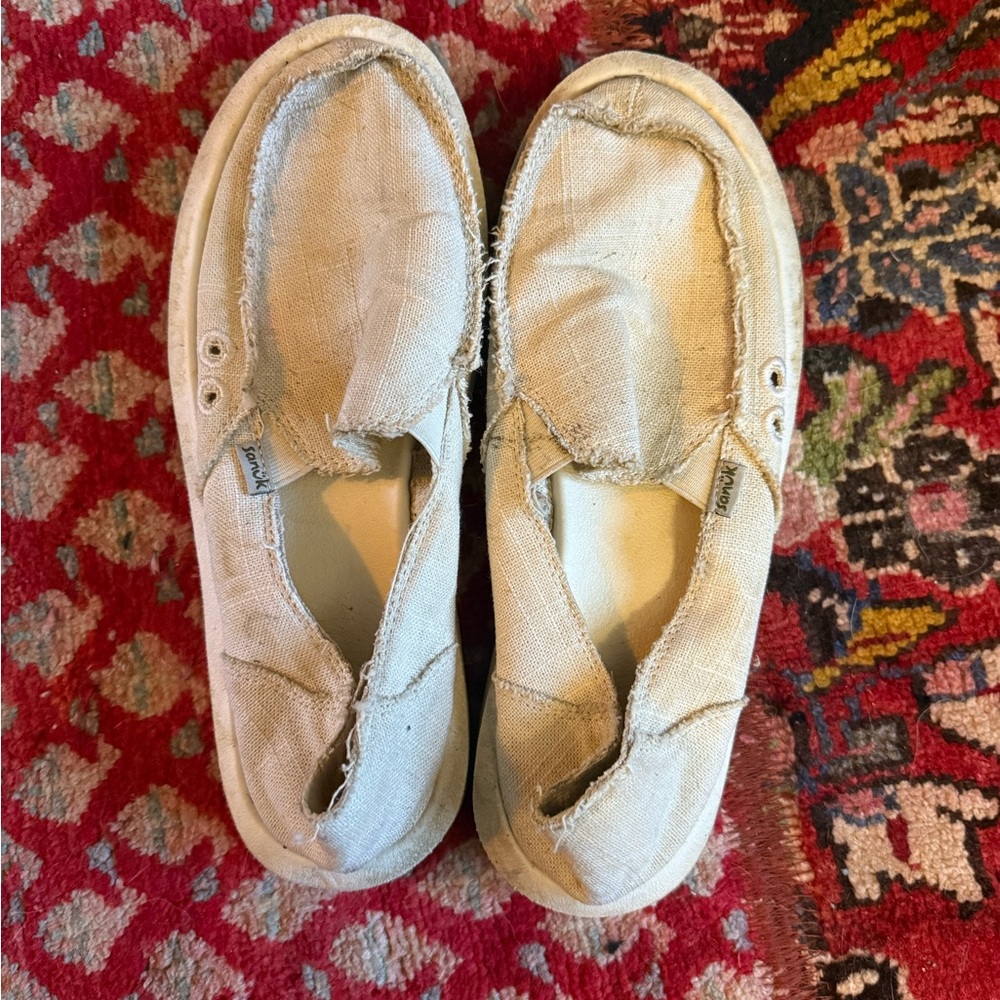 Sanuk Women's Slip-On Canvas Flats in Light Beige